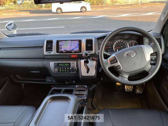 Toyota HIACE VAN 2015-11 8647613-4