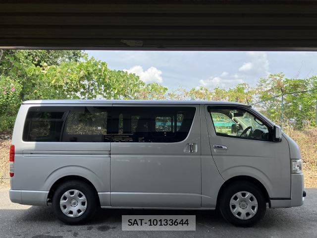 Toyota HIACE VAN 2020-07 8649850-2