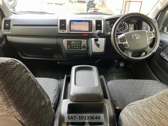 Toyota HIACE VAN 2020-07 8649850-3