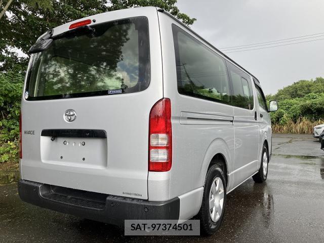 Toyota HIACE VAN 2023-07 8649851-1