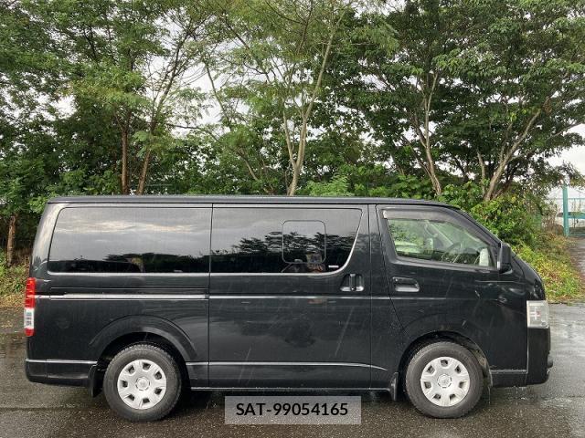 Toyota HIACE VAN 2021-07 8649852-2