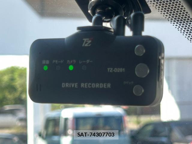 Toyota HIACE VAN 2022-07 8650134-9