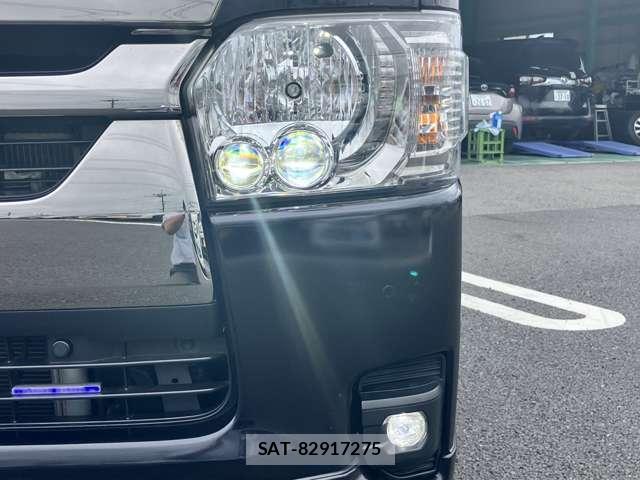 Toyota HIACE VAN 2023-04 8650867-12