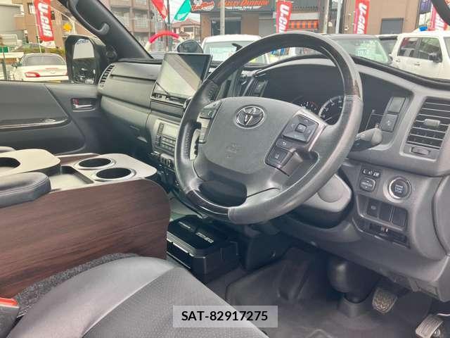 Toyota HIACE VAN 2023-04 8650867-18