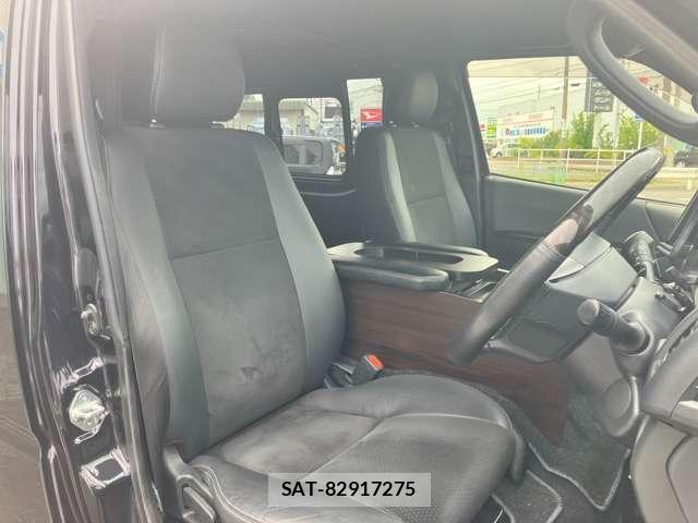 Toyota HIACE VAN 2023-04 8650867-5
