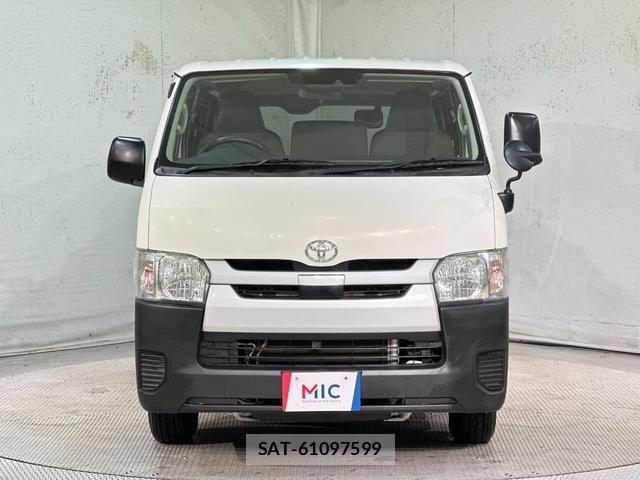 Toyota HIACE VAN 2019-08 8650911-10