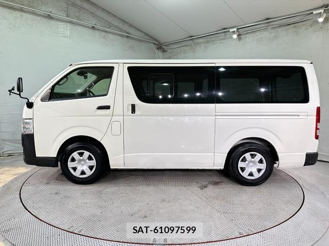 Toyota HIACE VAN 2019-08 8650911-16
