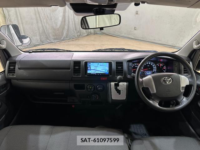 Toyota HIACE VAN 2019-08 8650911-4