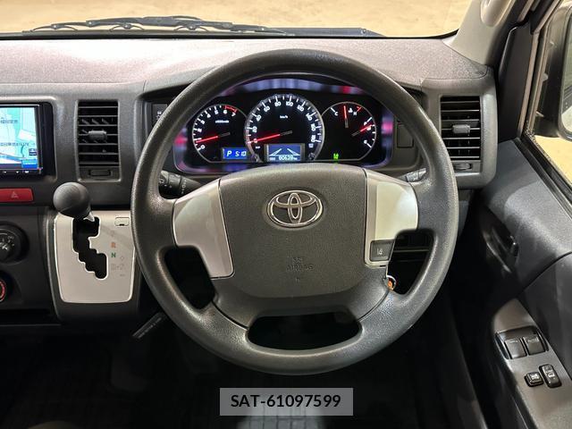 Toyota HIACE VAN 2019-08 8650911-5