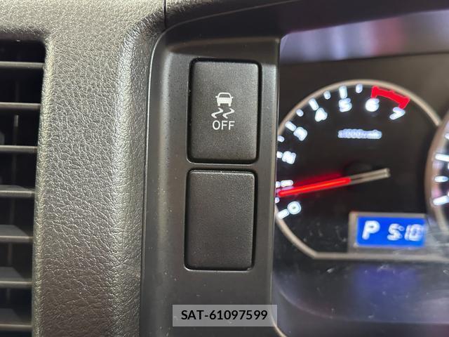 Toyota HIACE VAN 2019-08 8650911-9