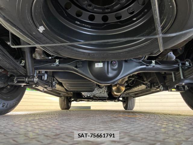 Toyota HIACE VAN 2026-04 8651132-19