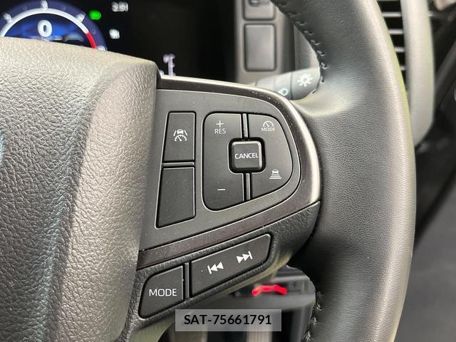 Toyota HIACE VAN 2026-04 8651132-7