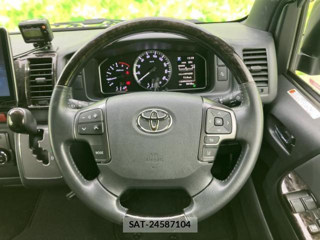 Toyota HIACE VAN 2024-06 8651160-12