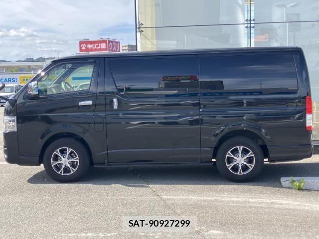 Toyota HIACE VAN 2024-03 8651583-1