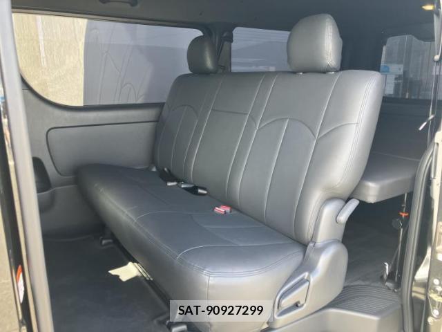 Toyota HIACE VAN 2024-03 8651583-6