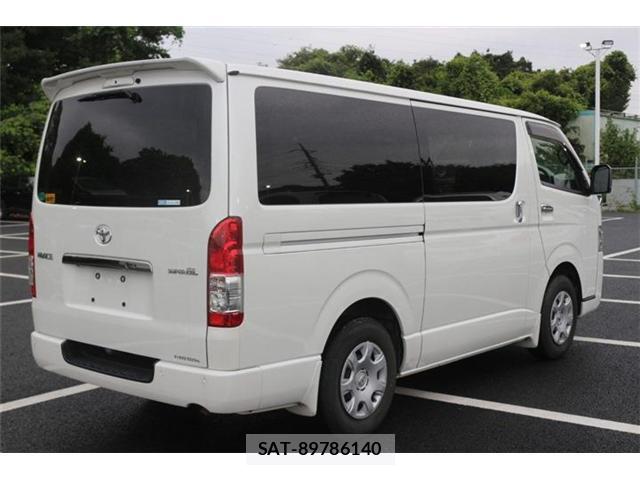 Toyota HIACE VAN 2021-09 8651879-14