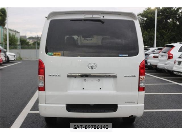 Toyota HIACE VAN 2021-09 8651879-15
