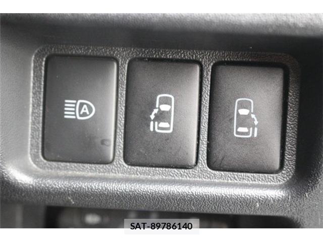 Toyota HIACE VAN 2021-09 8651879-4