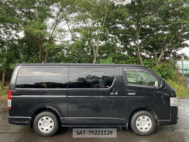 Toyota HIACE VAN 2021-07 8652254-2