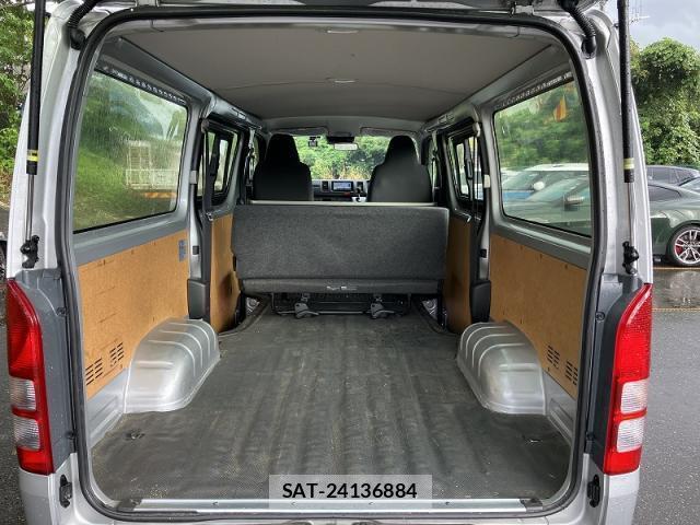 Toyota HIACE VAN 2023-07 8652255-6
