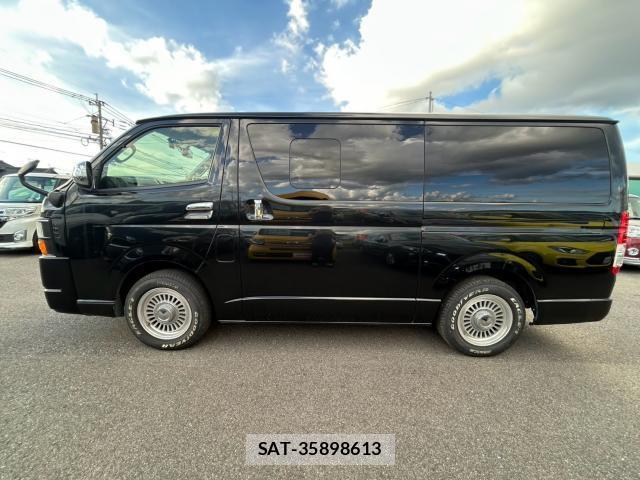 Toyota HIACE VAN 2019-08 8652279-10