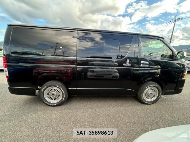 Toyota HIACE VAN 2019-08 8652279-3