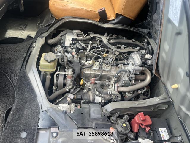 Toyota HIACE VAN 2019-08 8652279-7