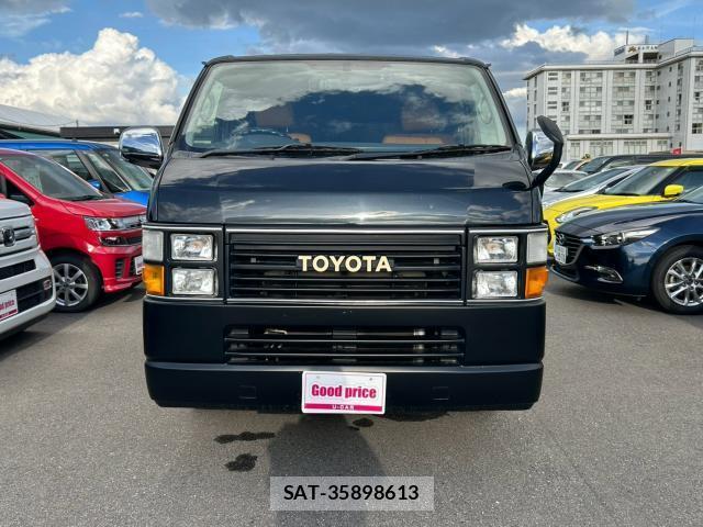Toyota HIACE VAN 2019-08 8652279-9