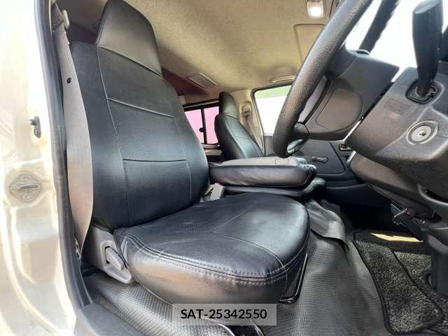 Toyota HIACE VAN 2007-06 8652386-5