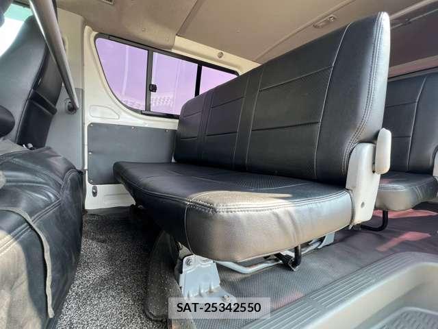 Toyota HIACE VAN 2007-06 8652386-7
