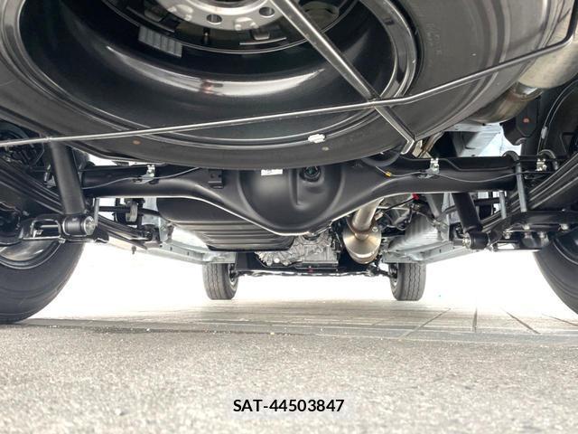 Toyota HIACE VAN 2026-04 8652457-19