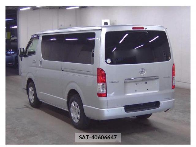 Toyota HIACE VAN 2021-08 8652488-1