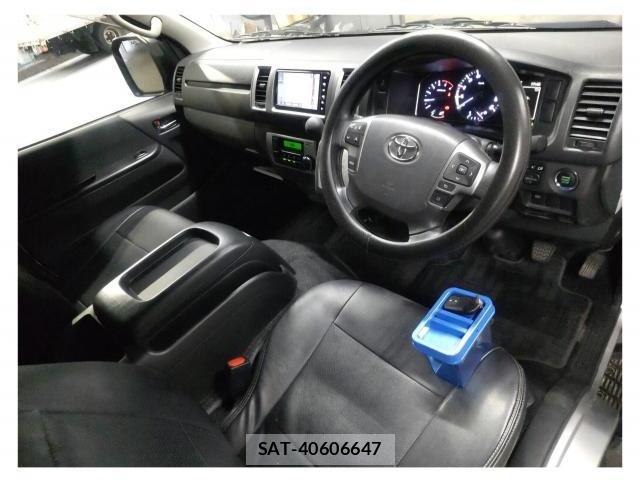 Toyota HIACE VAN 2021-08 8652488-2