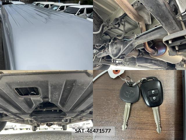 Toyota HIACE VAN 2013-08 8652611-2