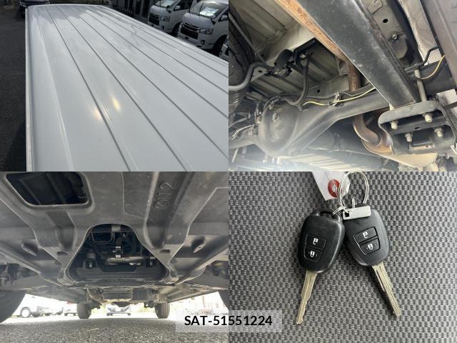 Toyota HIACE VAN 2018-02 8652612-2