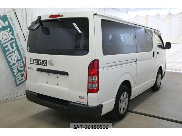 Toyota HIACE VAN 2021-07 8652895-2