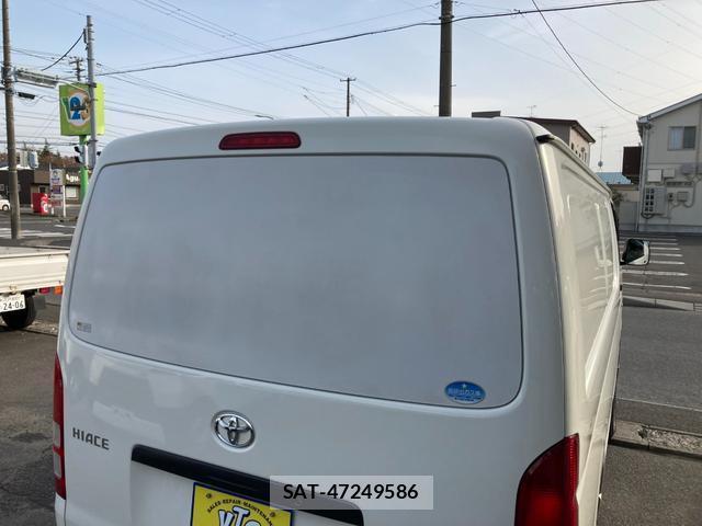 Toyota HIACE VAN 2019-03 8653135-17