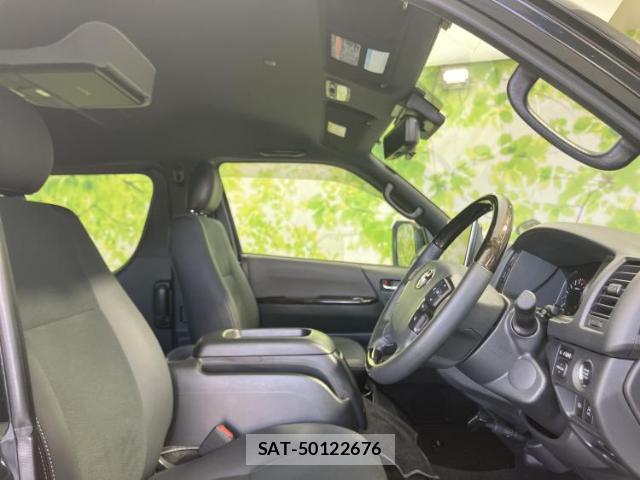 Toyota HIACE VAN 2025-10 8653670-3