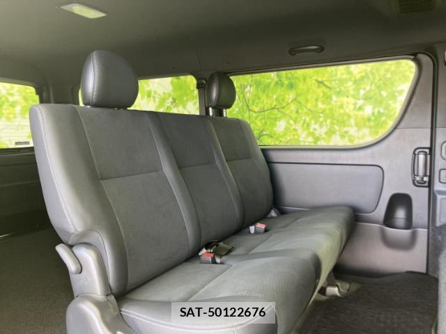 Toyota HIACE VAN 2025-10 8653670-4