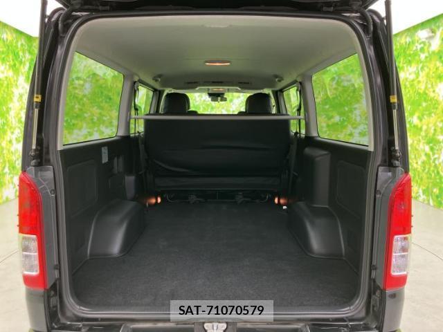 Toyota HIACE VAN 2022-12 8653683-7