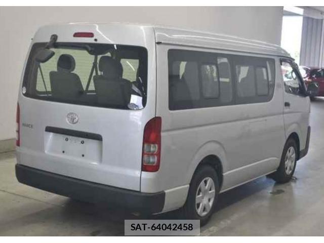 Toyota HIACE WAGON 2019-07 8647351-1