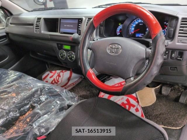 Toyota HIACE WAGON 2013-09 8647386-2