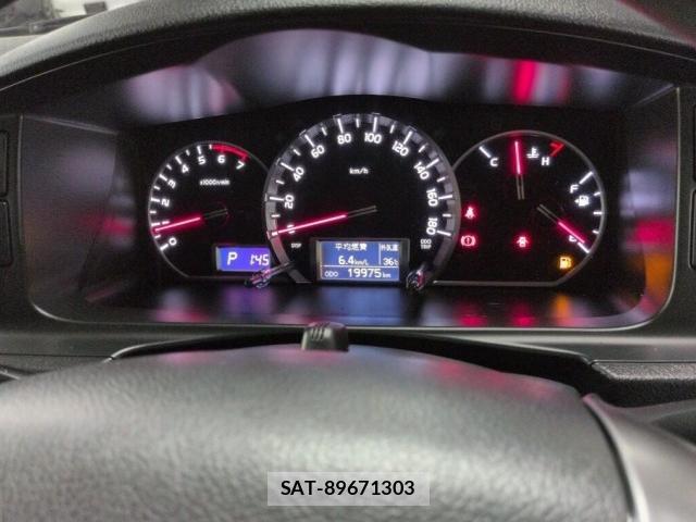 Toyota HIACE WAGON 2018-06 8647387-2