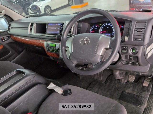 Toyota HIACE WAGON 2015-08 8647426-3