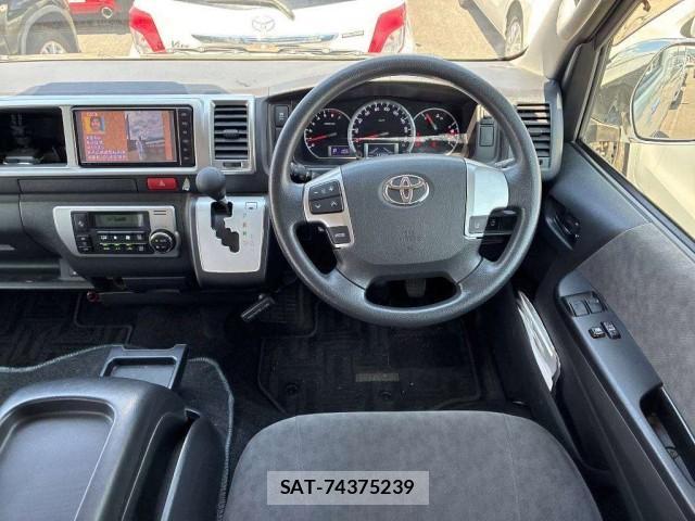 Toyota HIACE WAGON 2019-06 8647437-3