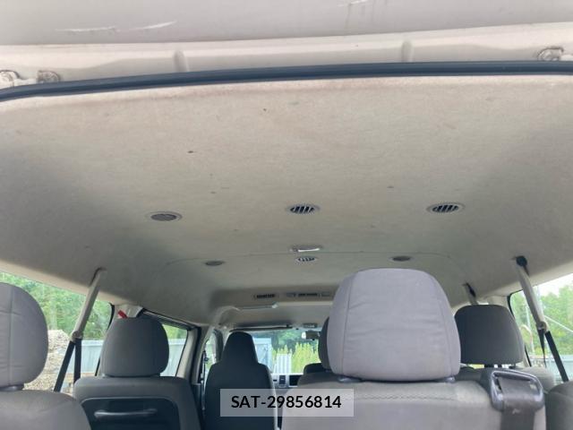Toyota HIACE WAGON 2016-12 8648384-7