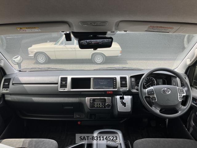 Toyota HIACE WAGON 2024-01 8648806-2