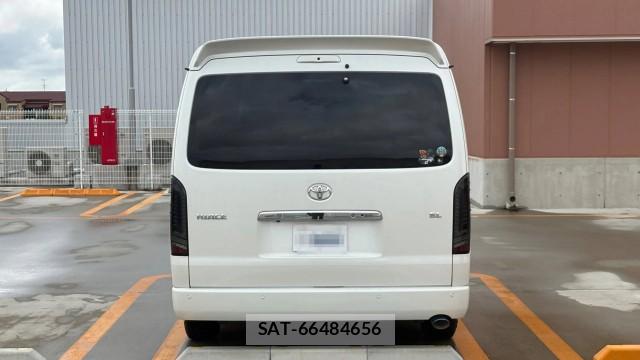 Toyota HIACE WAGON 2024-01 8651362-1