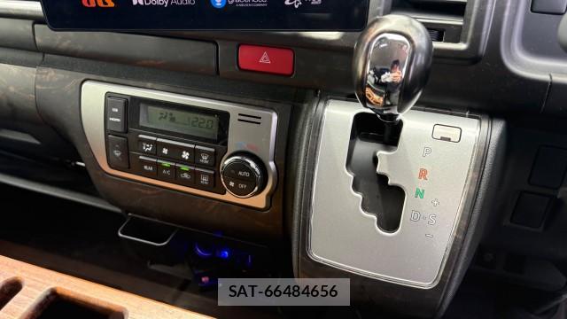 Toyota HIACE WAGON 2024-01 8651362-12