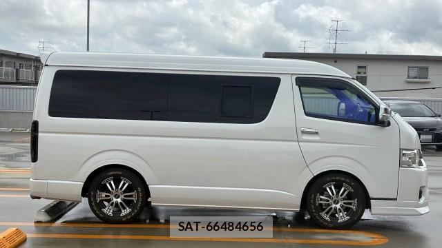 Toyota HIACE WAGON 2024-01 8651362-3